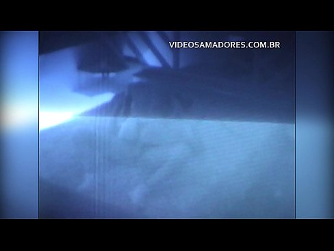 ❤️ Marito filma la moglie che si scopa il vicino e scopre che è un cornuto Porno analeal it.tvmarket.top ️❤